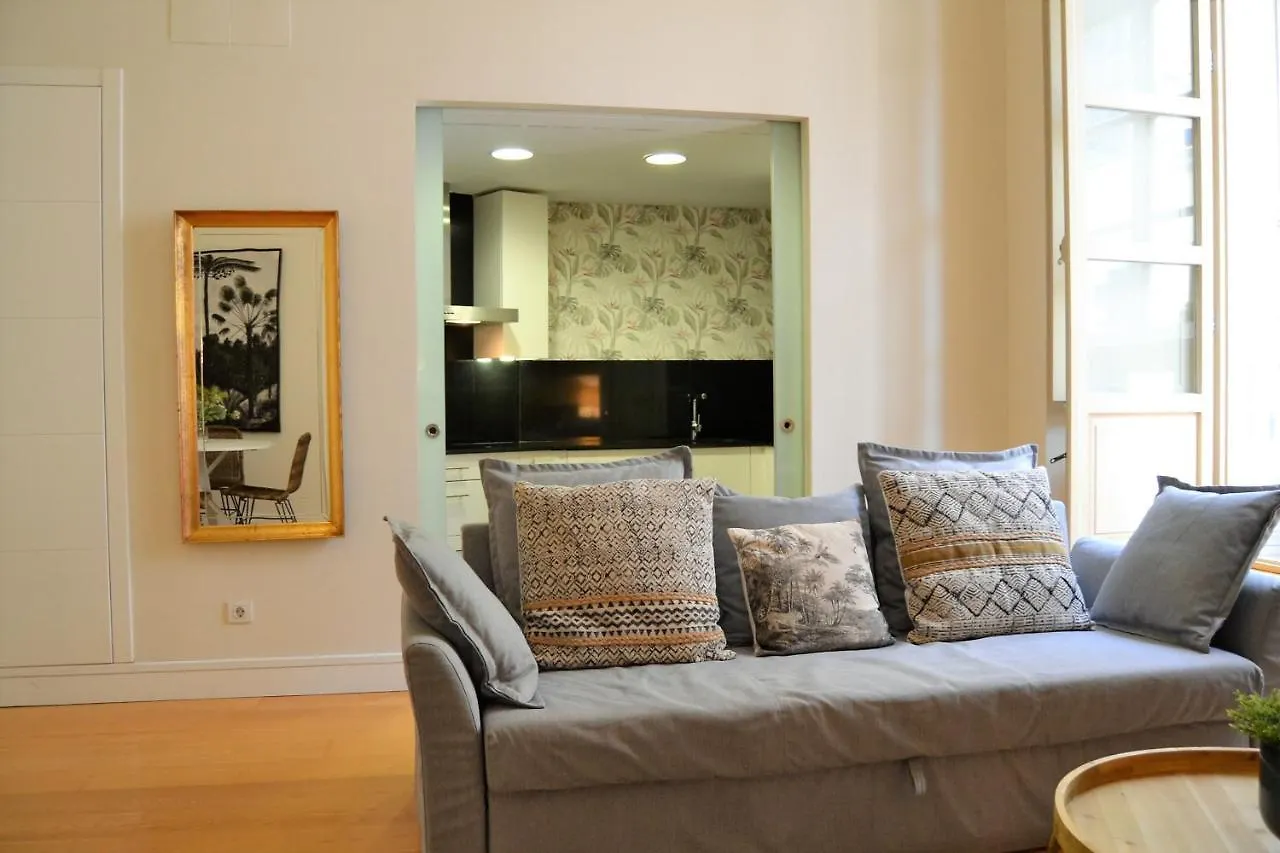 Coqueto Apartamento Junto A La Catedral De Malaga. Appartement