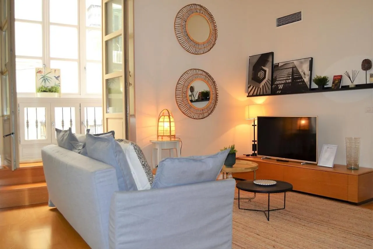 Coqueto Apartamento Junto A La Catedral De Malaga. Appartement