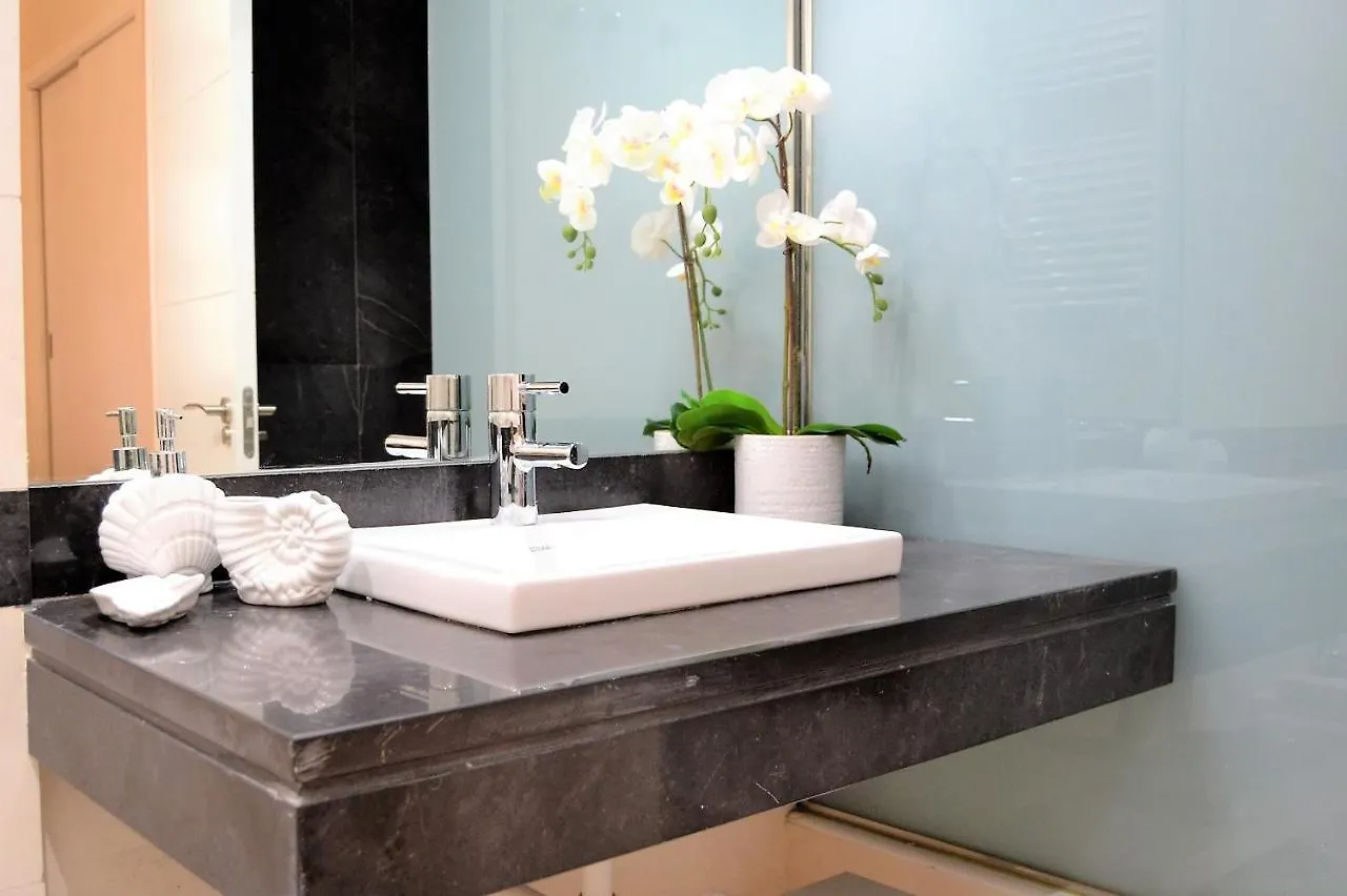 Coqueto Apartamento Junto A La Catedral De Malaga. Appartement